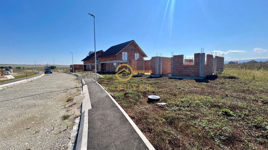 Casa superba pe un nivel, arhitectura deosebita- Teren 500mp - Poză 8