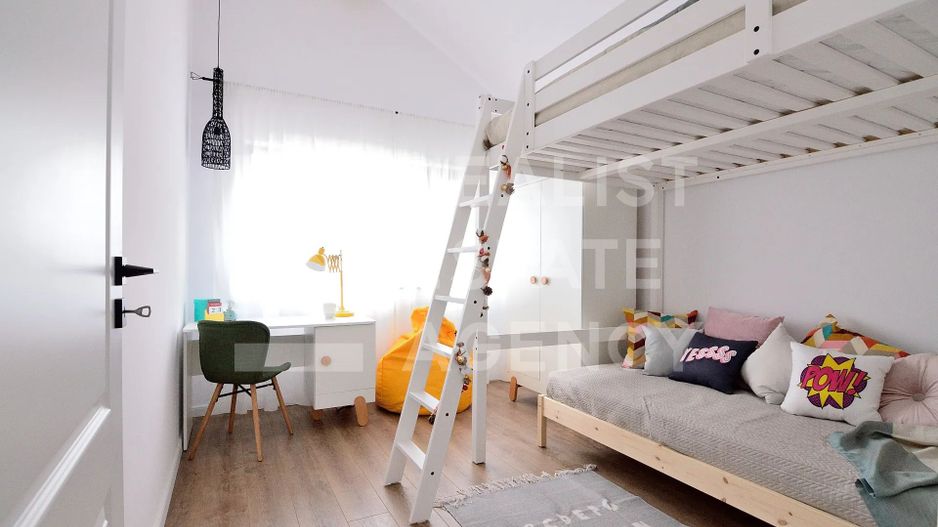 Casă pe malul lacului Snagov - Poză 10