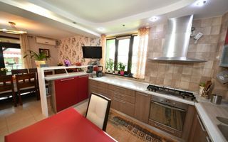 Casa de vanzare – zona Arcasilor, Galati - Poză 8