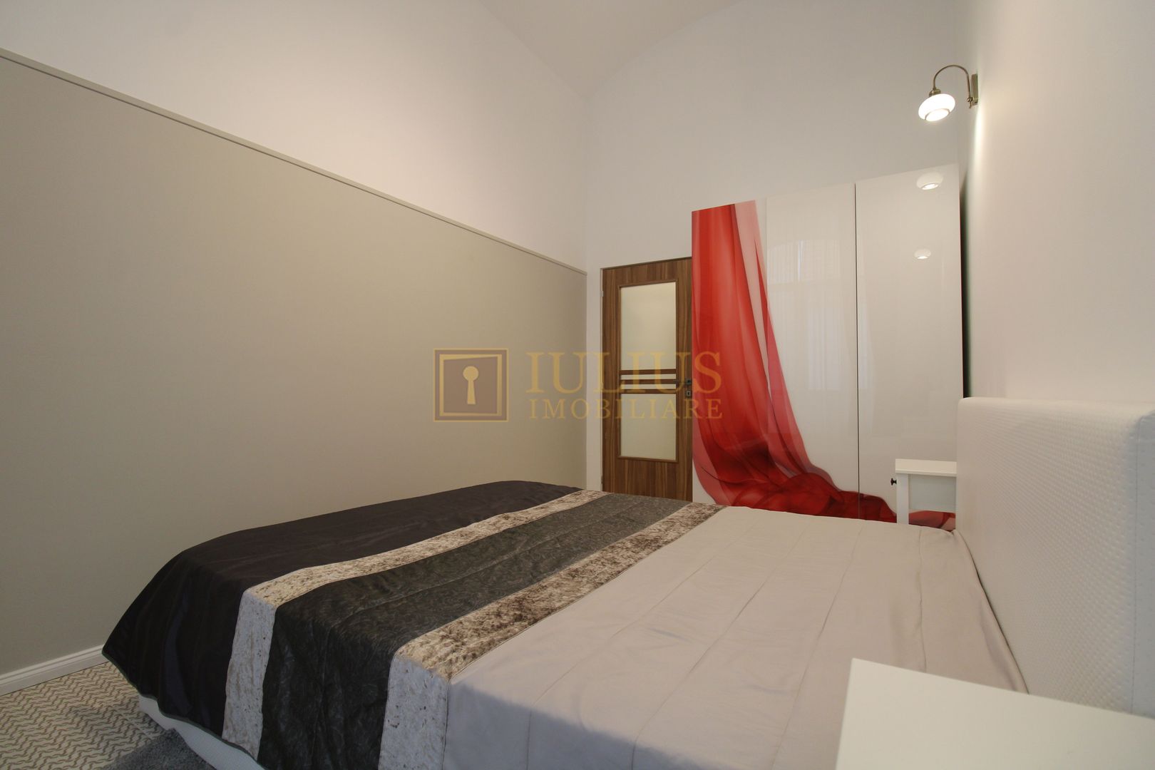 Ultracentral, loc de parcare, amenajari de calitate ! - Poză 11