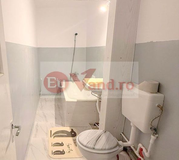 De vanzare apartament cu 2 camere, etaj 4/4, recent renovat, 26.000 euro - Poză 8