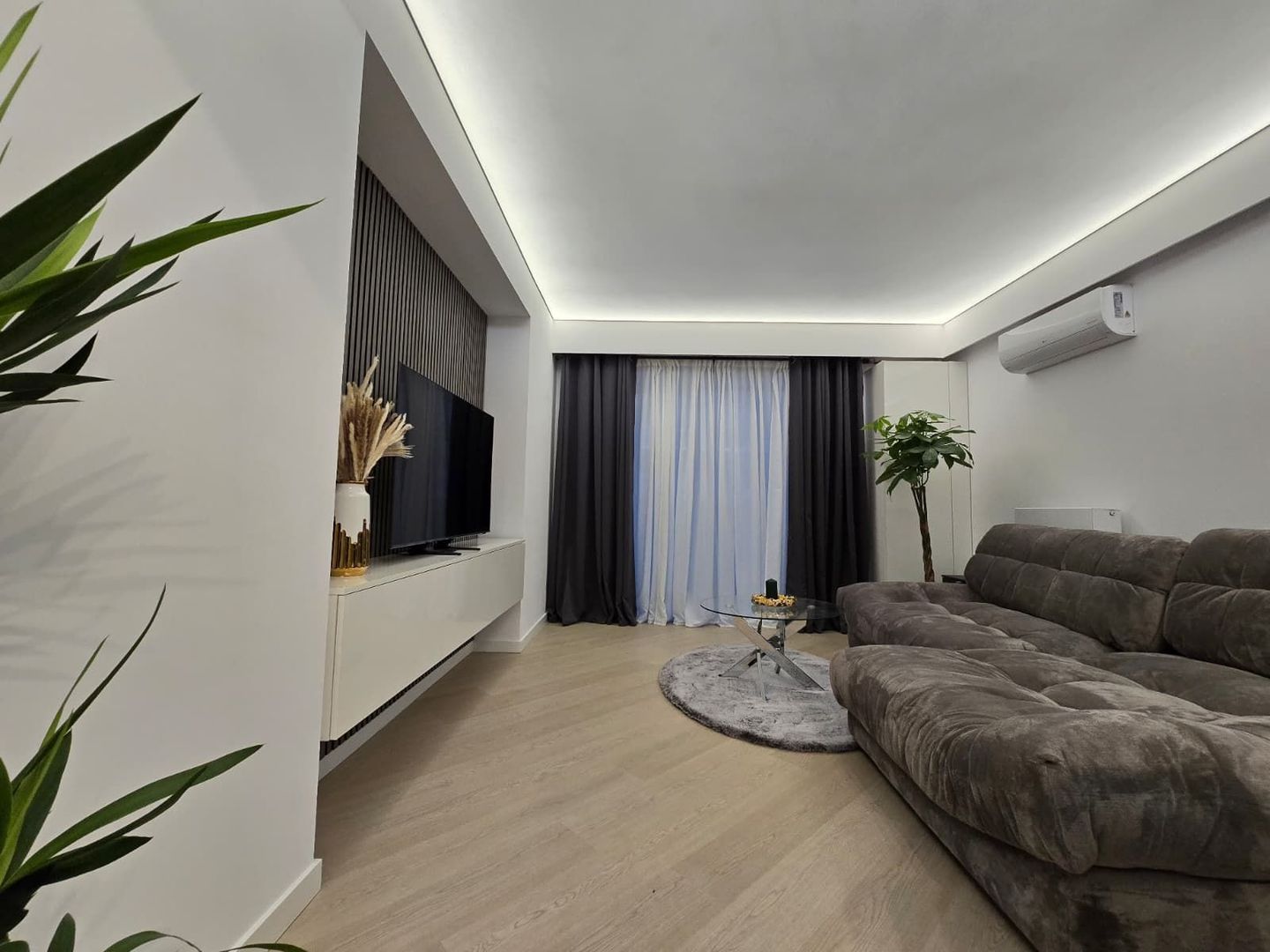 Apartament 2 camere - Cortina North - Poză 2