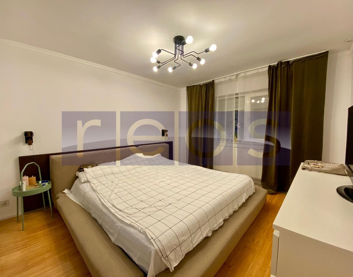 DE VANZARE APARTAMENT 3 CAMERE RENOVAT, 2 BAI | DRUMUL SARII - Poză 3