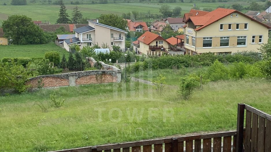 Casă de închiriat - Zona Gușterița, vedere spre munte - Poză 6