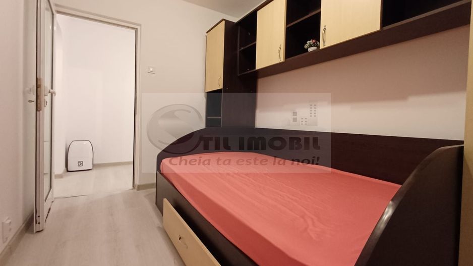 Apartament 3 camere Decomndat RENOVAT–  vis-a-vis de Palas Mall - Poză 12