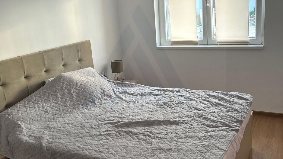 Casă duplex mobilat utilat 3 camere 2 bai teren 288 mp in Tălmaciu - Poză 6