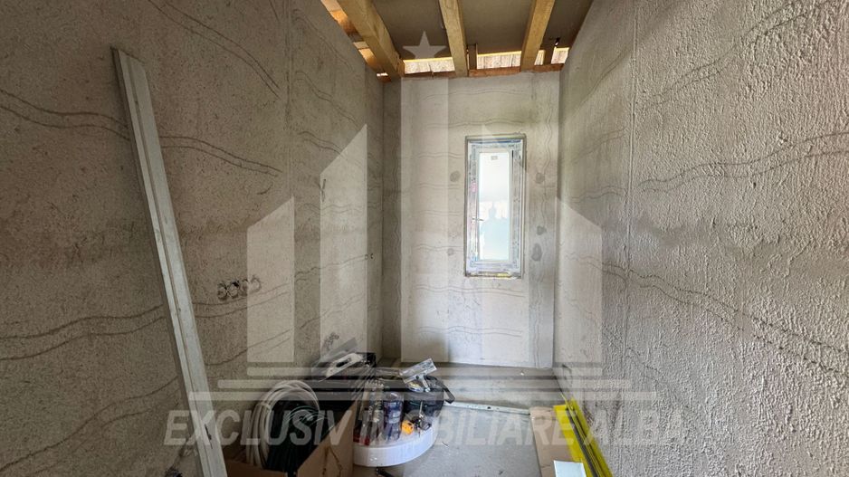 Casa individuala la asfalt cu toate utilitatile, Micesti - Poză 10