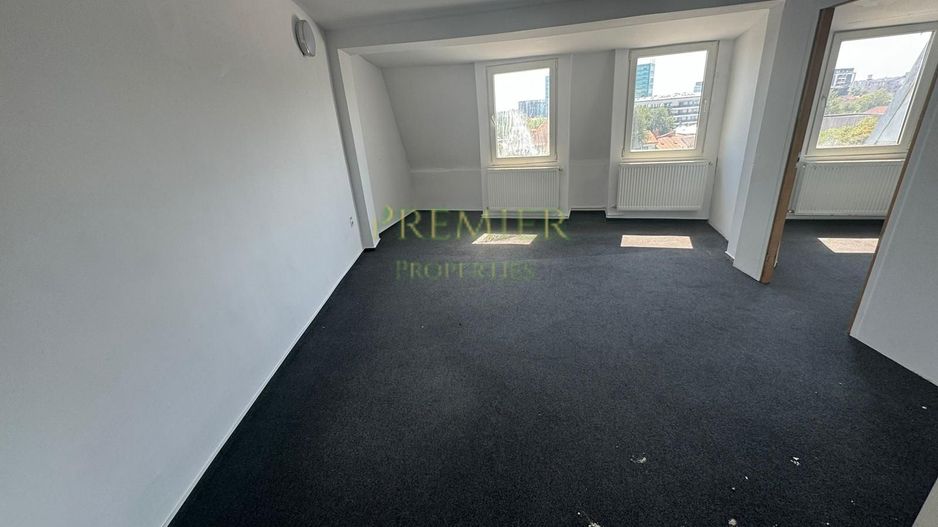 Oportunitate investitie cladire birouri proprie centrala pe fiecare etaj - Poză 29