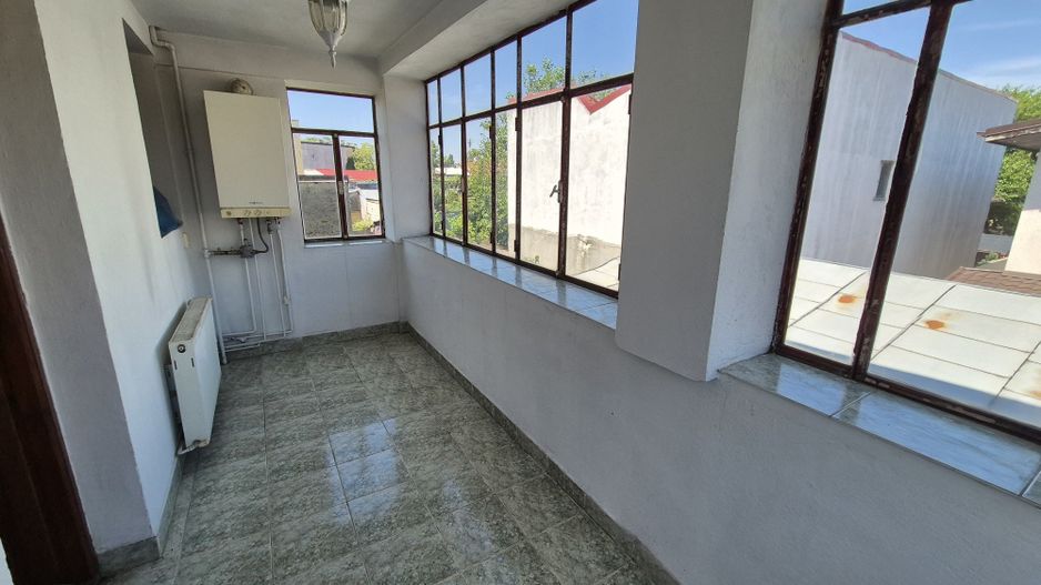 Casa P+2 - 244,08 mp + anexa + Garaj + teren 248 mp - Parcul Carol - Poză 12