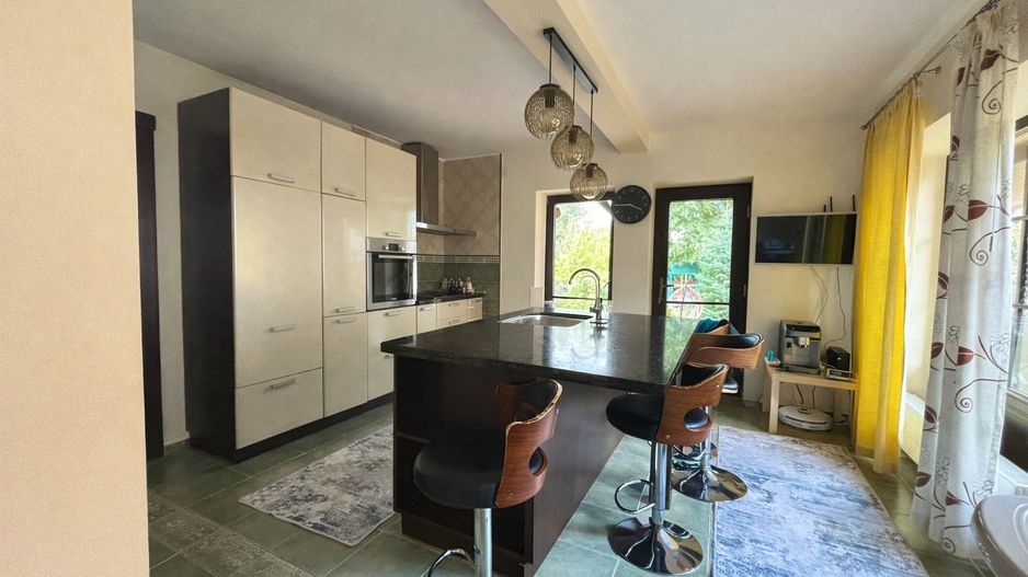 Casa În Sanpetru De Vânzare - Poză 11