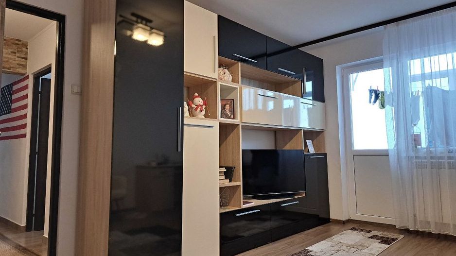 Apartament 3 camere Casa de cultura - Poză 1