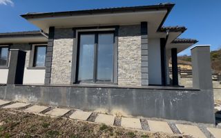 CASA CU 3 CAMERE PE UN NIVEL 110 mp ZONA CORUNCA - Poză 3