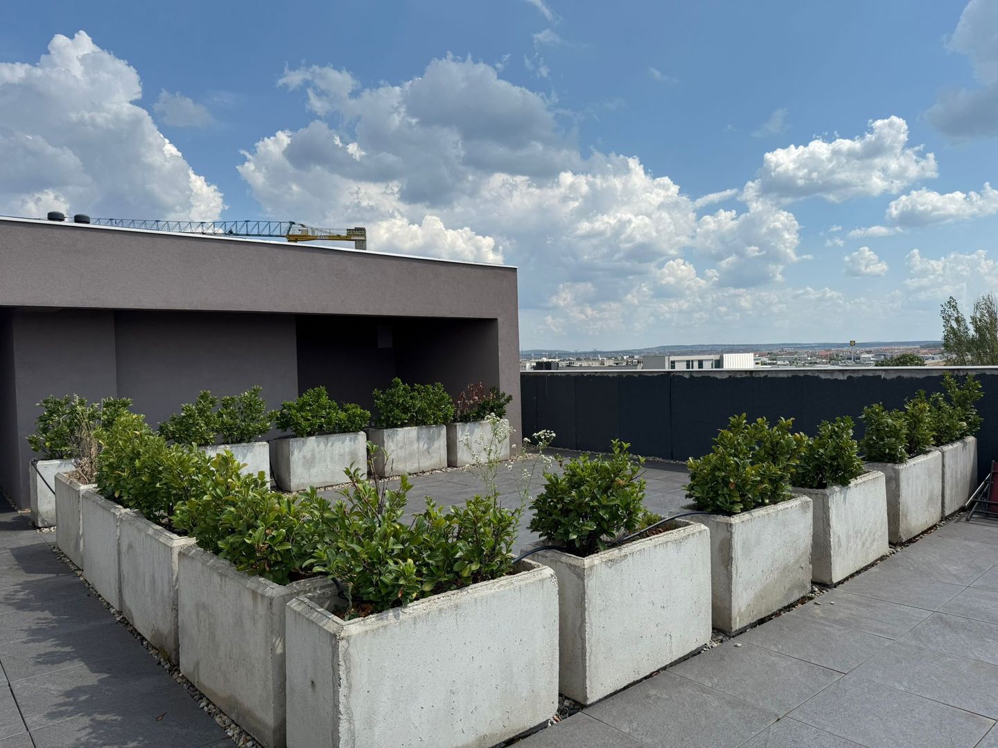 Ap. 2 cam, terasa, parcare, West Residence. 120.900 E neg. Comision 0 - Poză 3