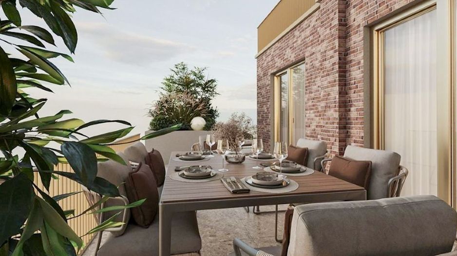 Închiriere | Apartament 3 camere | curte 132mp | Metrou Unirii - Poză 1