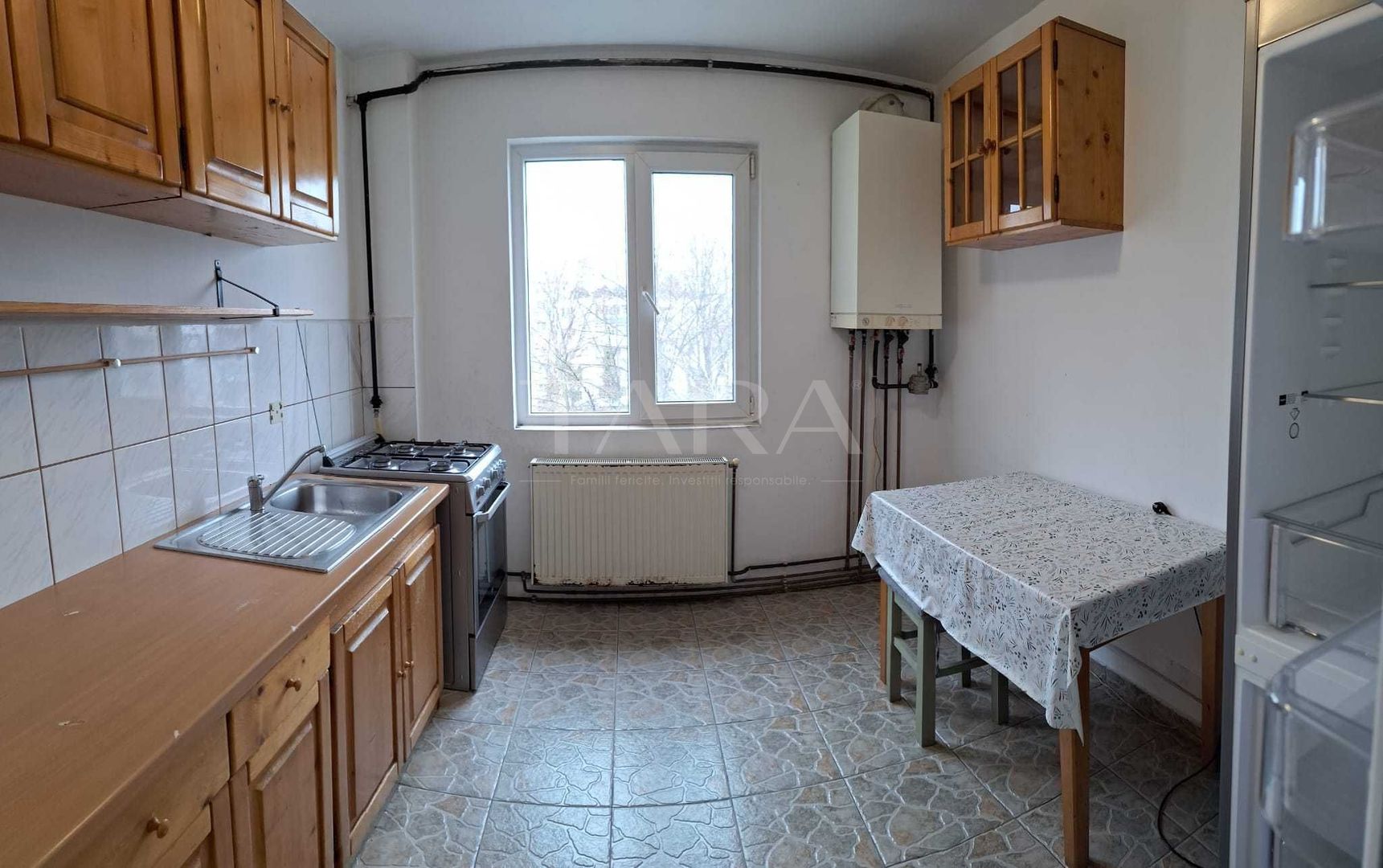 Vând Apartament 3 Camere, finisat clasic, personalizabil. - Poză 3