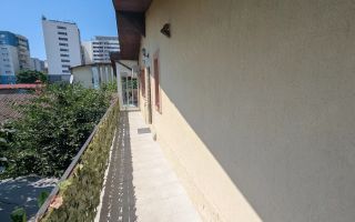 Apartament 3 camere in vila curte proprie, centrala,  5 min metrou - Poză 10