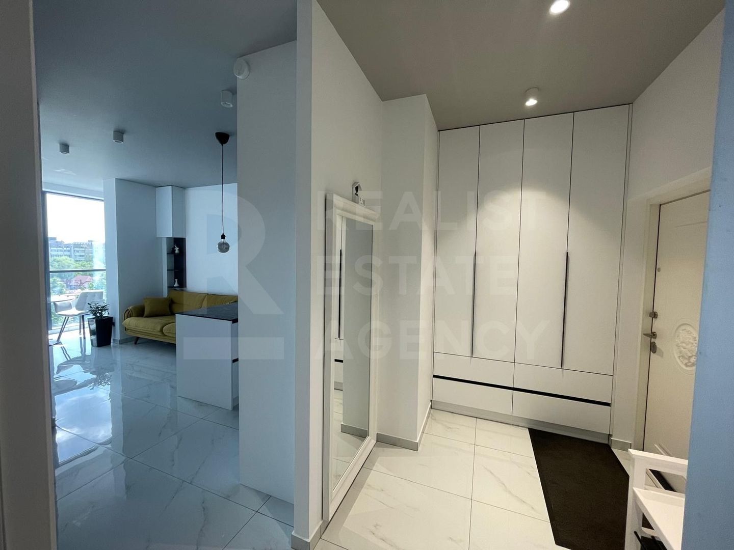 Chirie, apartament cu 2 camere, str. Petru Movilă, sectorul Centru - Poză 9