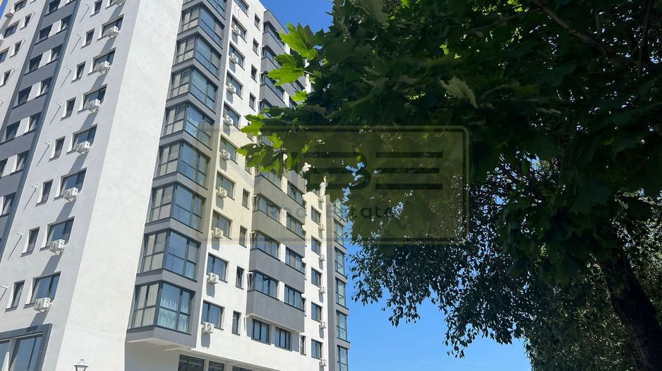 Apartament nou, modern, cu parcare la Comat Towers. - Poză 19