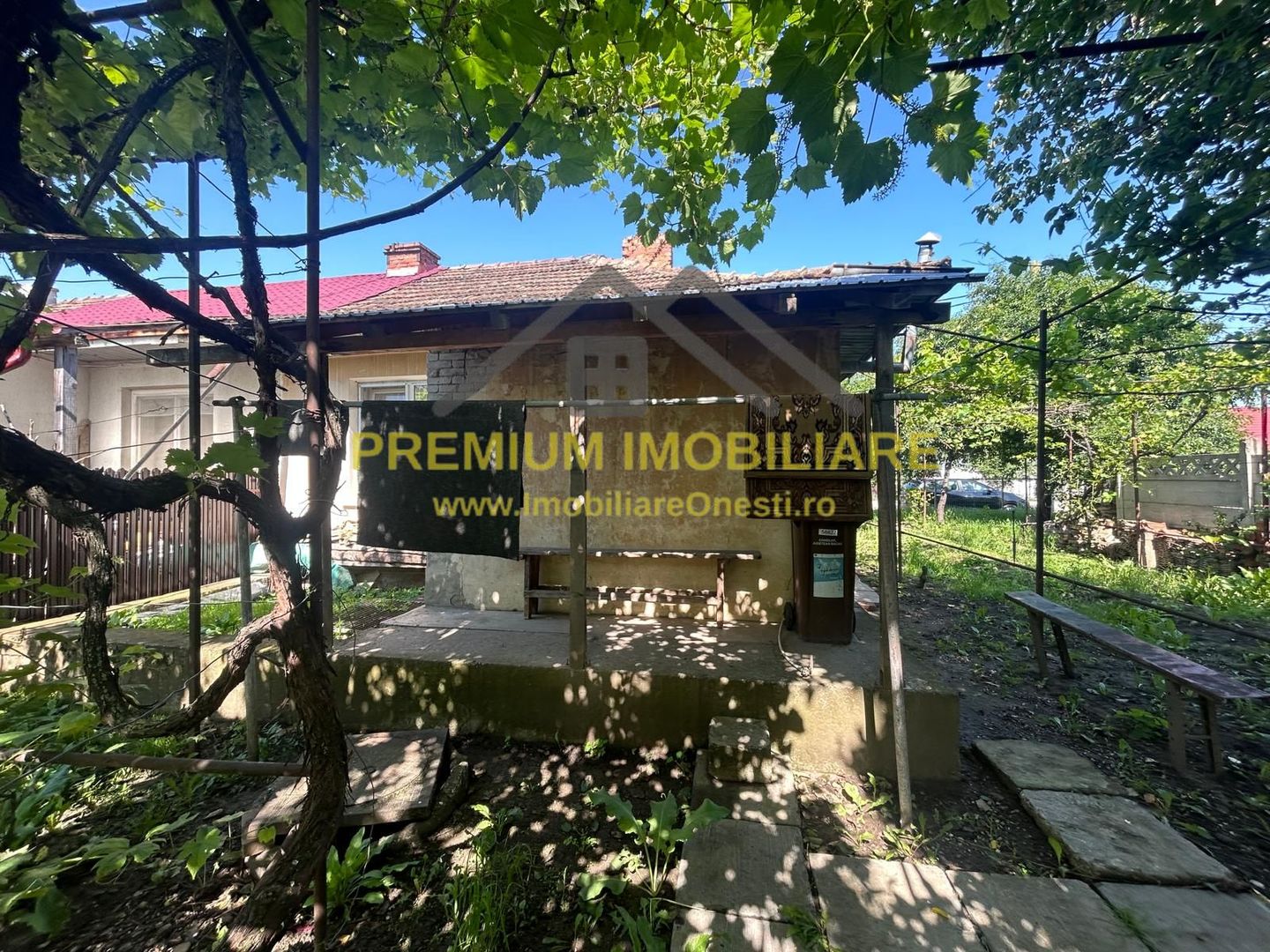 De vanzare casa in cartier TCR Onesti - Poză 3