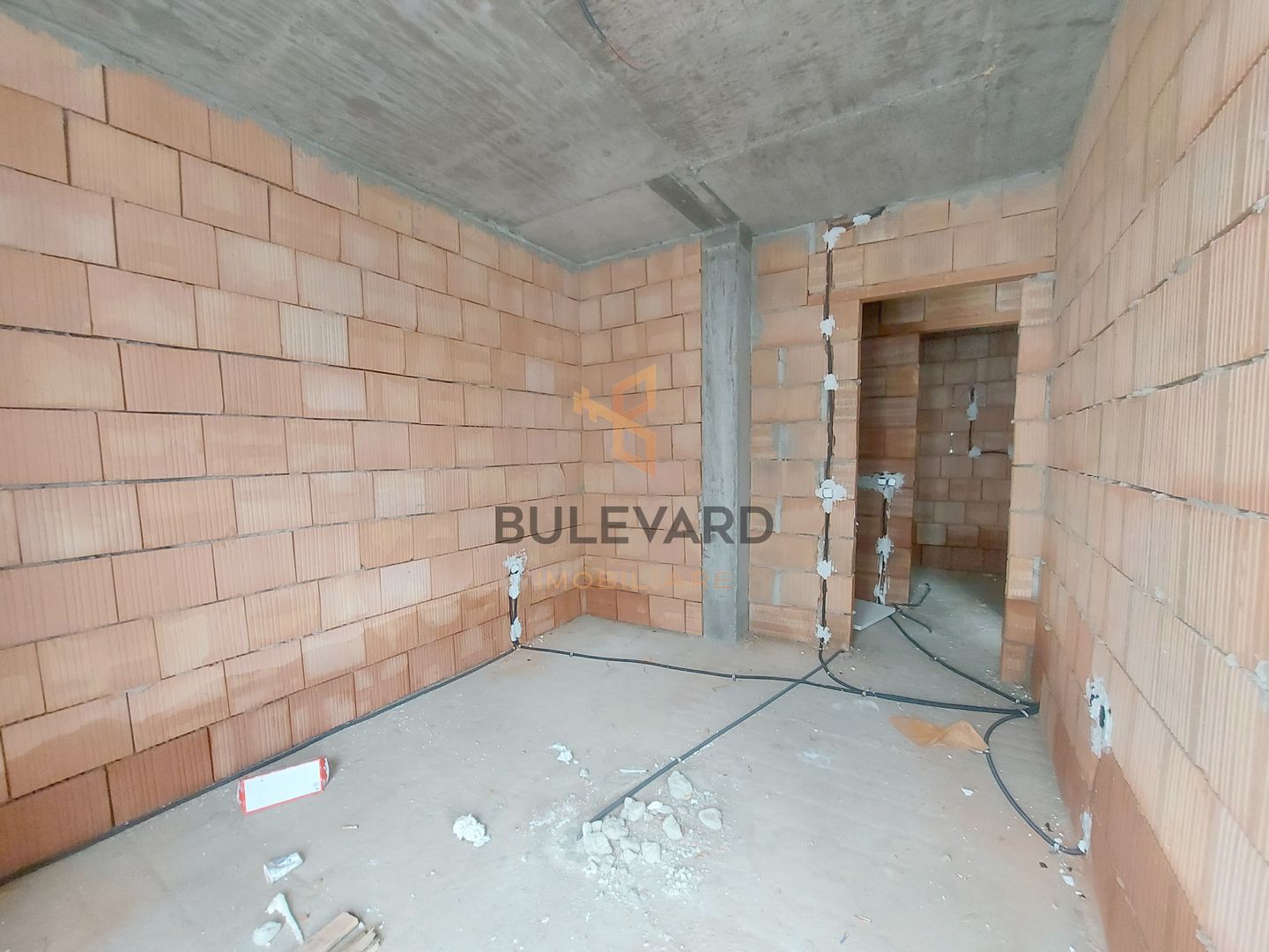 Apartament cu 2 camere, zona strazii Dumitru Mocanu! - Poză 9