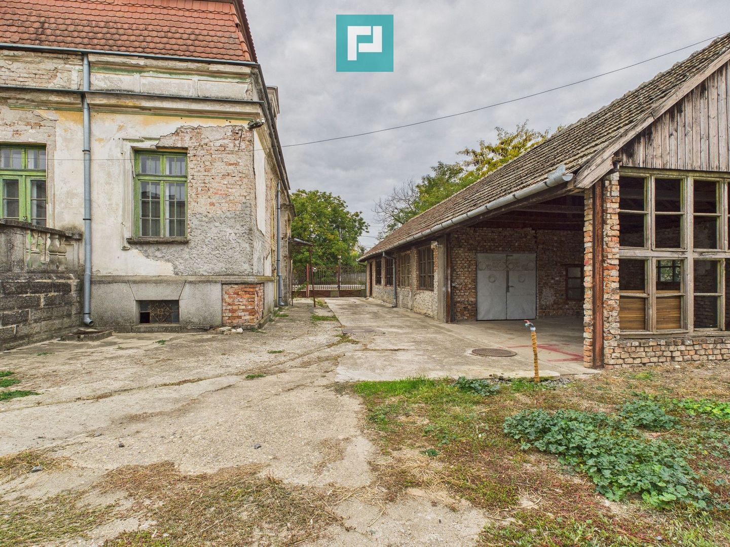 Spațiu versatil de 80 mp în Periam - Poză 3