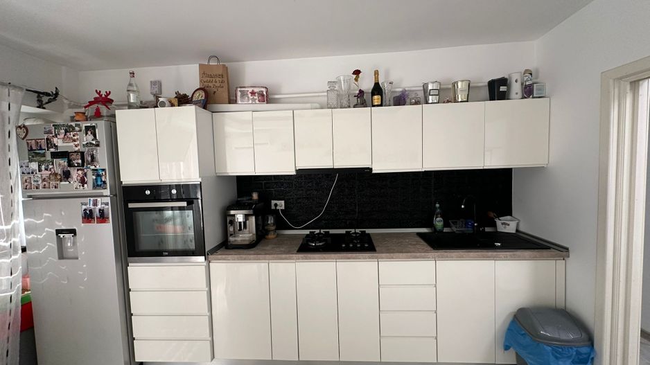 Apartament cu 3 camere, renovat modern, mobilat si utilat, zona CENTRU; - Poză 6