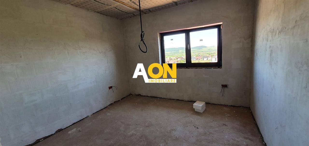 Casa semifinisata 4 camere garaj 650 mp teren, langa padure, Micesti - Poză 12