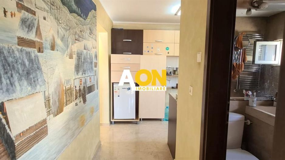 Apartament de Vanzare, 2 camere,  priveliste superba - Poză 6