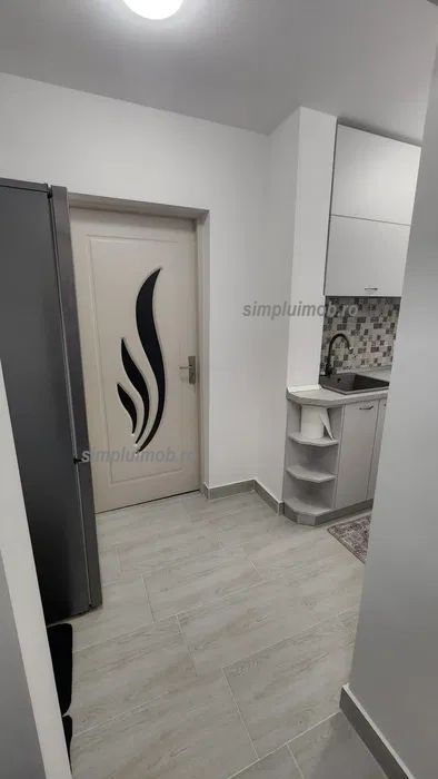 Decomandat 2 camere renovat complet Mega Mall - Poză 5