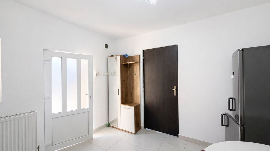 Apartament o camera, mobilat si utilat, zona Ultracentrala - Poză 7