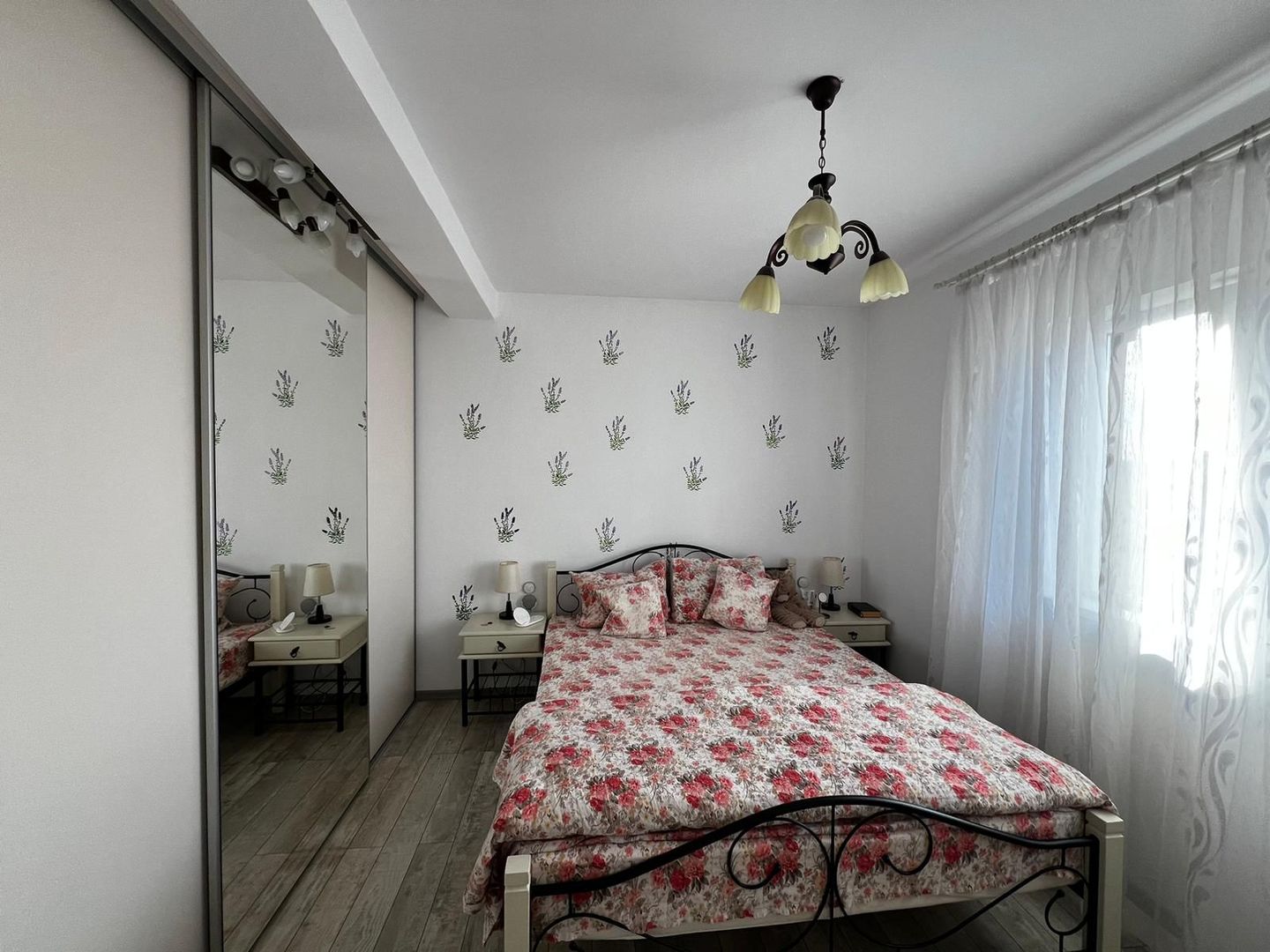 Casa de vanzare , mobilata si utilata, Sanandrei. - Poză 12