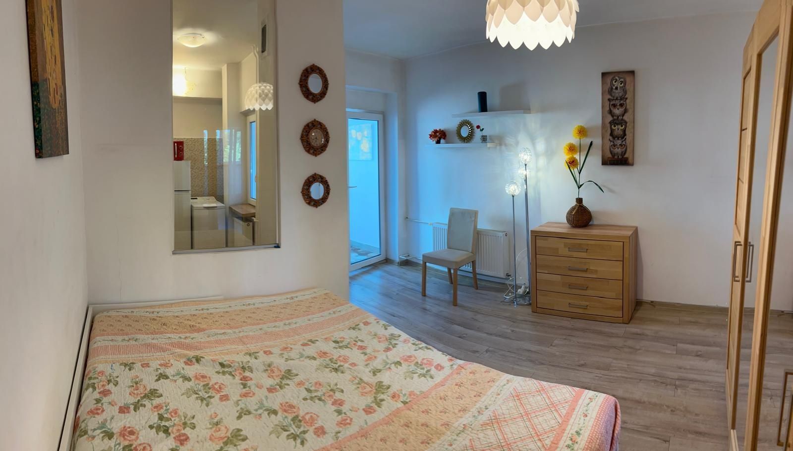 Apartament cu o camera 27 mp etaj 1 - Ultracentral - Piața Ștefan cel Mare - Poză 1