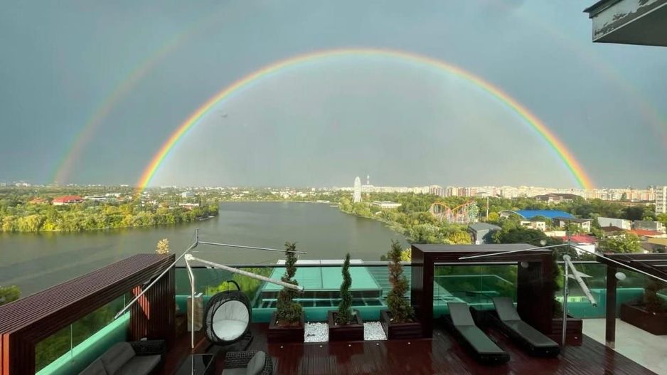 PENTHOUSE CU VEDERE PANORAMICA 258mp|| TERASE 215 MP || 3 LOCURI DE PARCARE - Poză 31