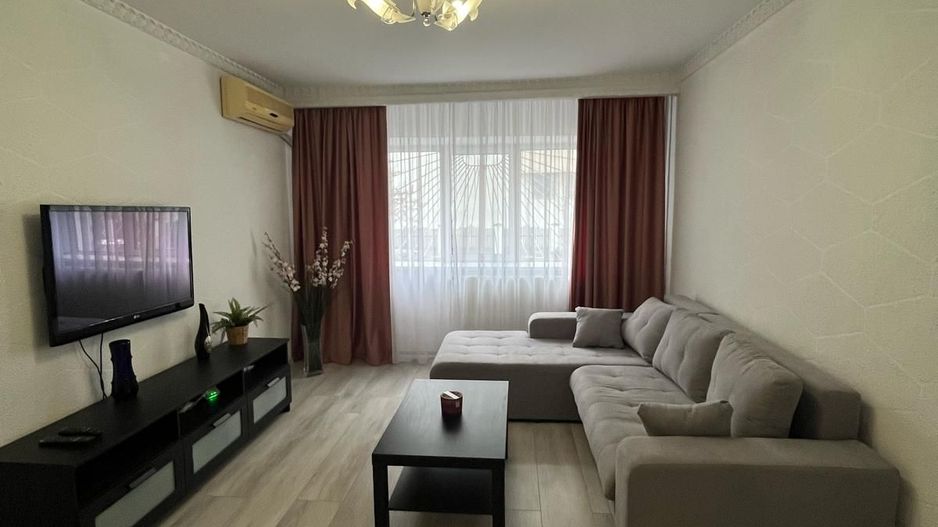 Apartament 2 camere de inchiriat Aviatiei Ciry Point - Poză 3