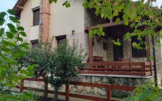 Vilă individuală 430 mp utili, teren 2.000 mp, panouri solare - Poză 3