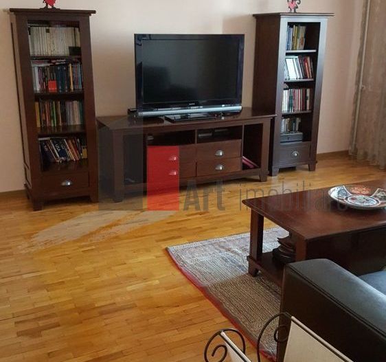 2 Camere Decebal - Poză 1