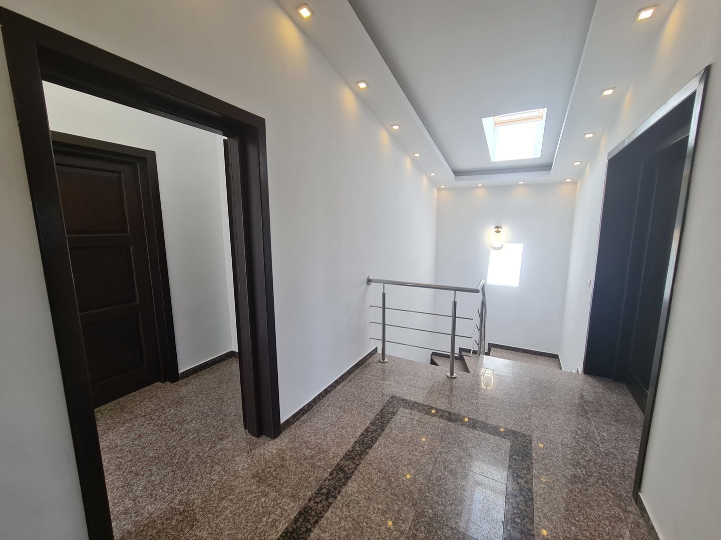 Casa individuala | semi-mobilata | 6 camere | Iancu Nicolae - Poză 28