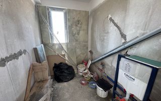 Apartament deosebit. Terasa 50 mp. Zona Buziasului. - Poză 12