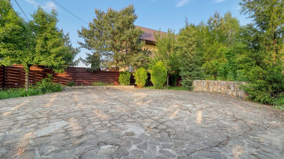 Vila individuala cu 589 mp teren, foisor si gradina superba | Darza - Poză 4