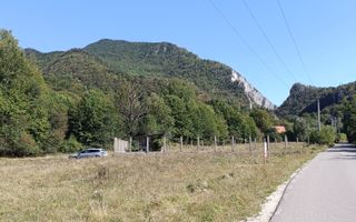 Teren intravilan in Rasnov, langa Cheile Rasnoavei - Poză 10