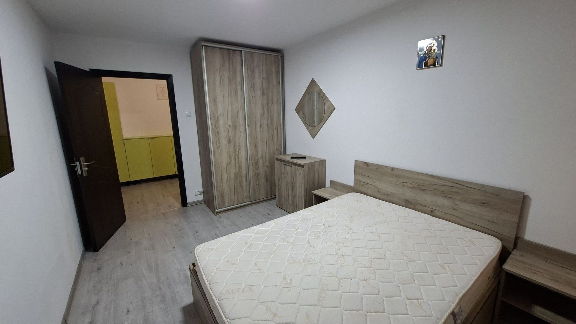 Apartament 2 camere, decomandat, centrală proprie, lux- Cat friendly - Poză 3