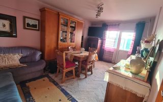 Apartament 4 camere Decomandat/97mp/zona Rond Vechi-CUG - Poză 1