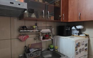 Garsoniera, 20 mp utili, etaj 1, mobilata, Campina, Prahova - Poză 4