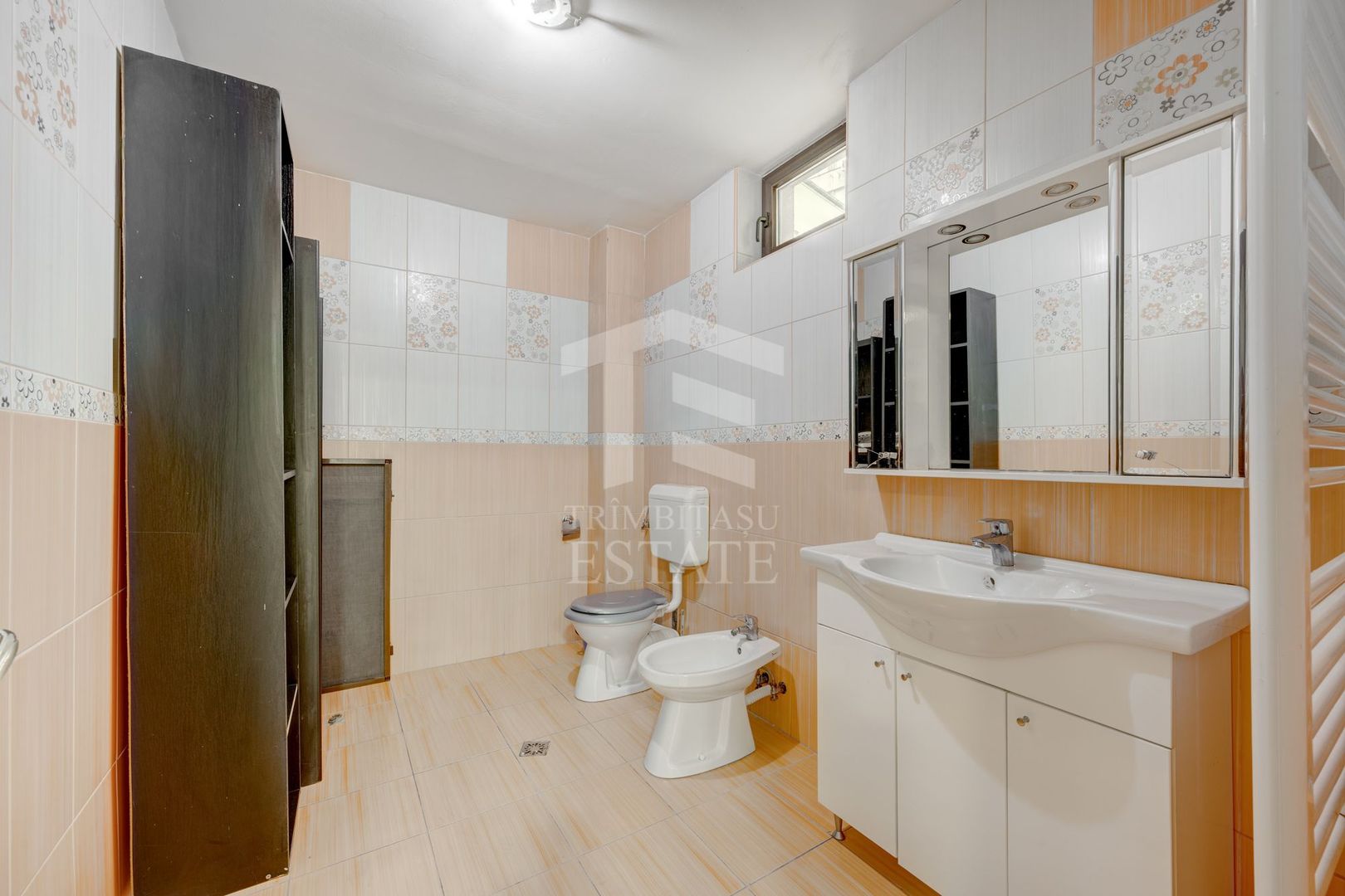 Casa Timpuri Noi 2010 P+1+M 220M - Poză 11