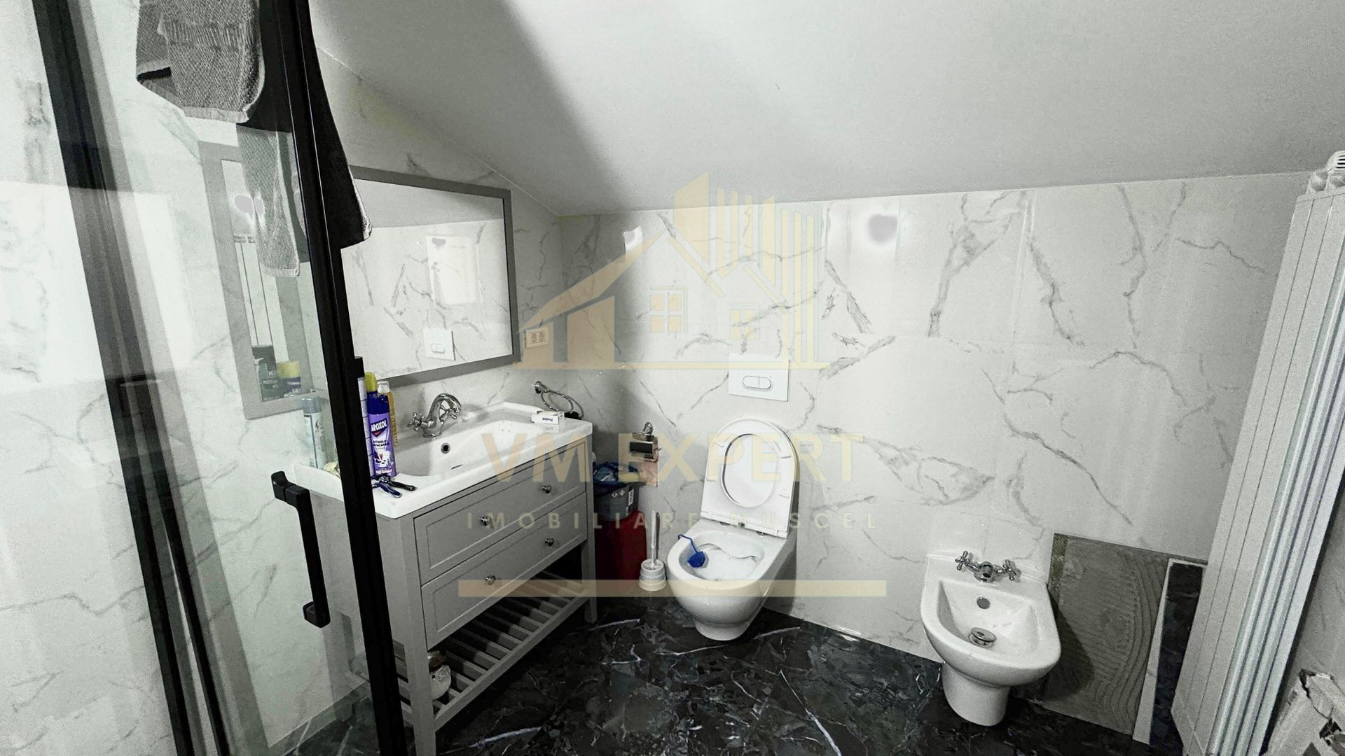 CASĂ 5 CAMERE 252 MP TEREN 1362 MP DRAGOSLAVELE ARGEȘ - Poză 37