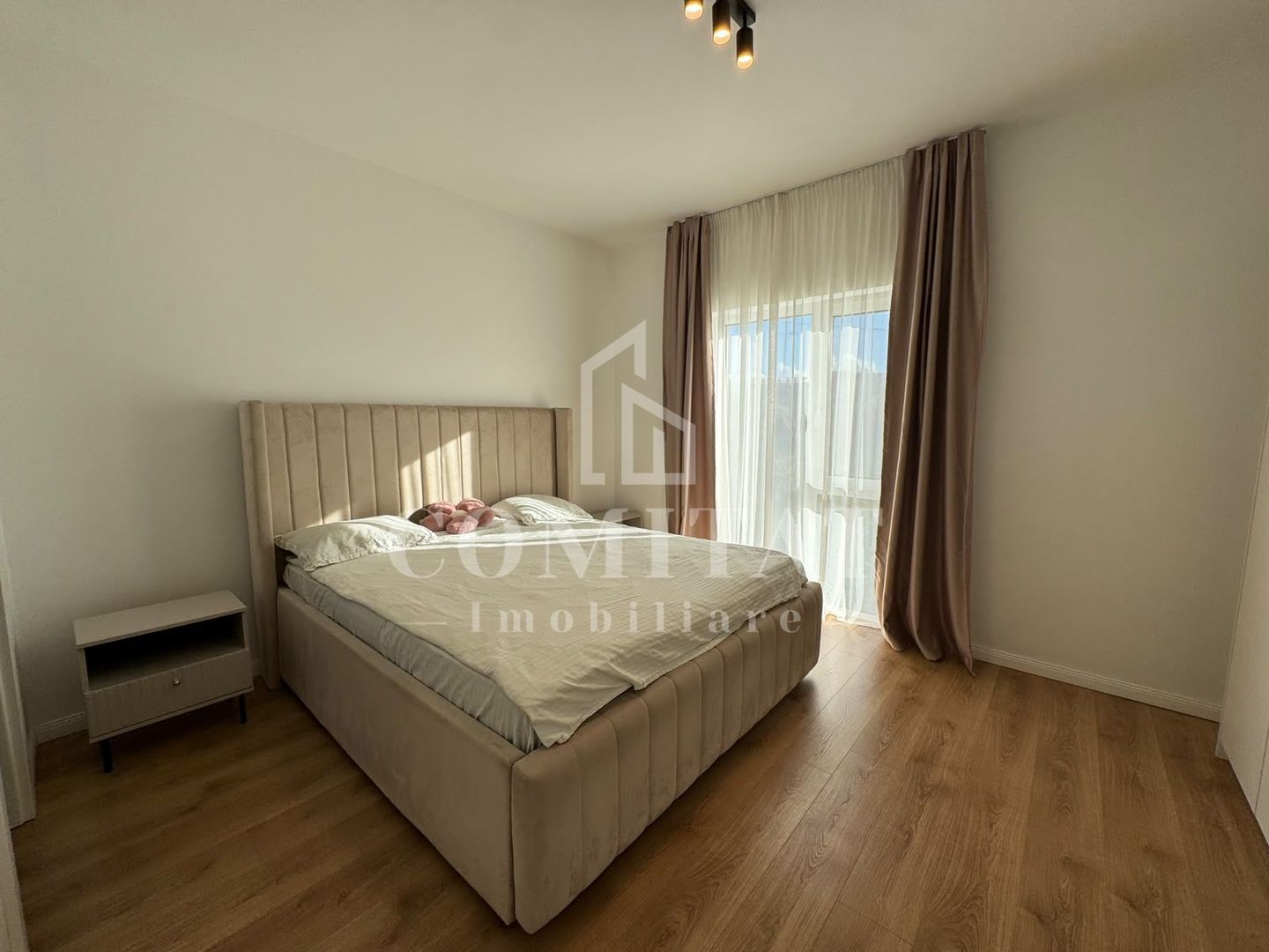 Apartament 3 camere | 96 mp | La cheie | Imobil nou | Zona Pod Ira - Poză 1