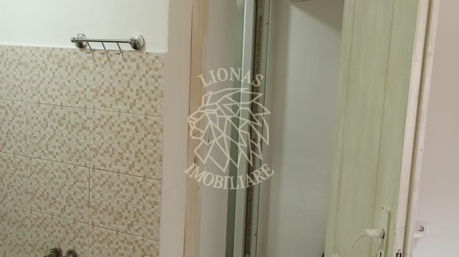 Spatiu Comercial 2 camere 30 mp-vitrina 3 m- Zona Imparatul Traian - Poză 4