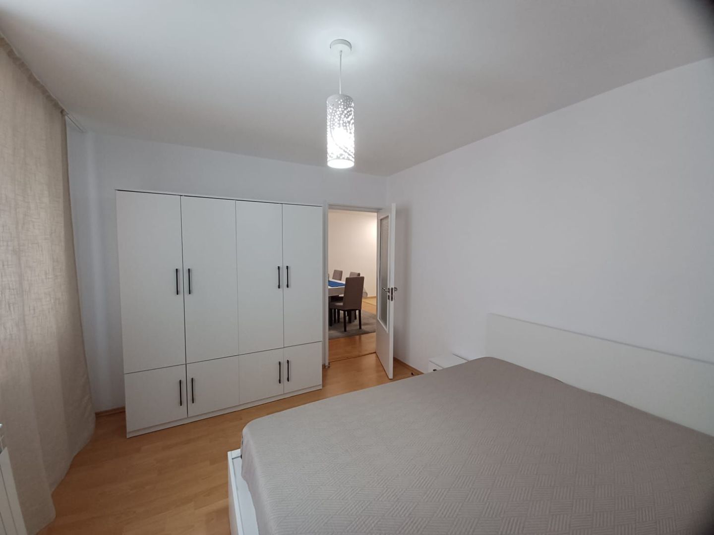 Chirie, 2 dormitoare, str. Sovata. 400 E/lună negociabil. Comision 0. - Poză 7