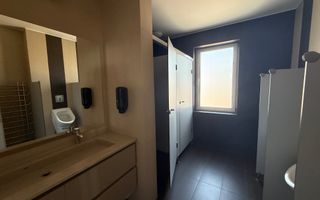 Ultimul etaj, vedere panoramică – Spațiu de birouri - Poză 6