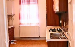 Casa in centrul localitatii Galsa - LINISTE LA TINE ACASA - COMISION ZERO - Poză 8